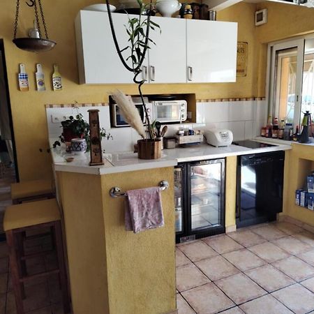 Dorm Hostel Camp Backpackers Marseille Ngoại thất bức ảnh