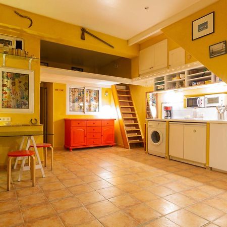 Dorm Hostel Camp Backpackers Marseille Ngoại thất bức ảnh