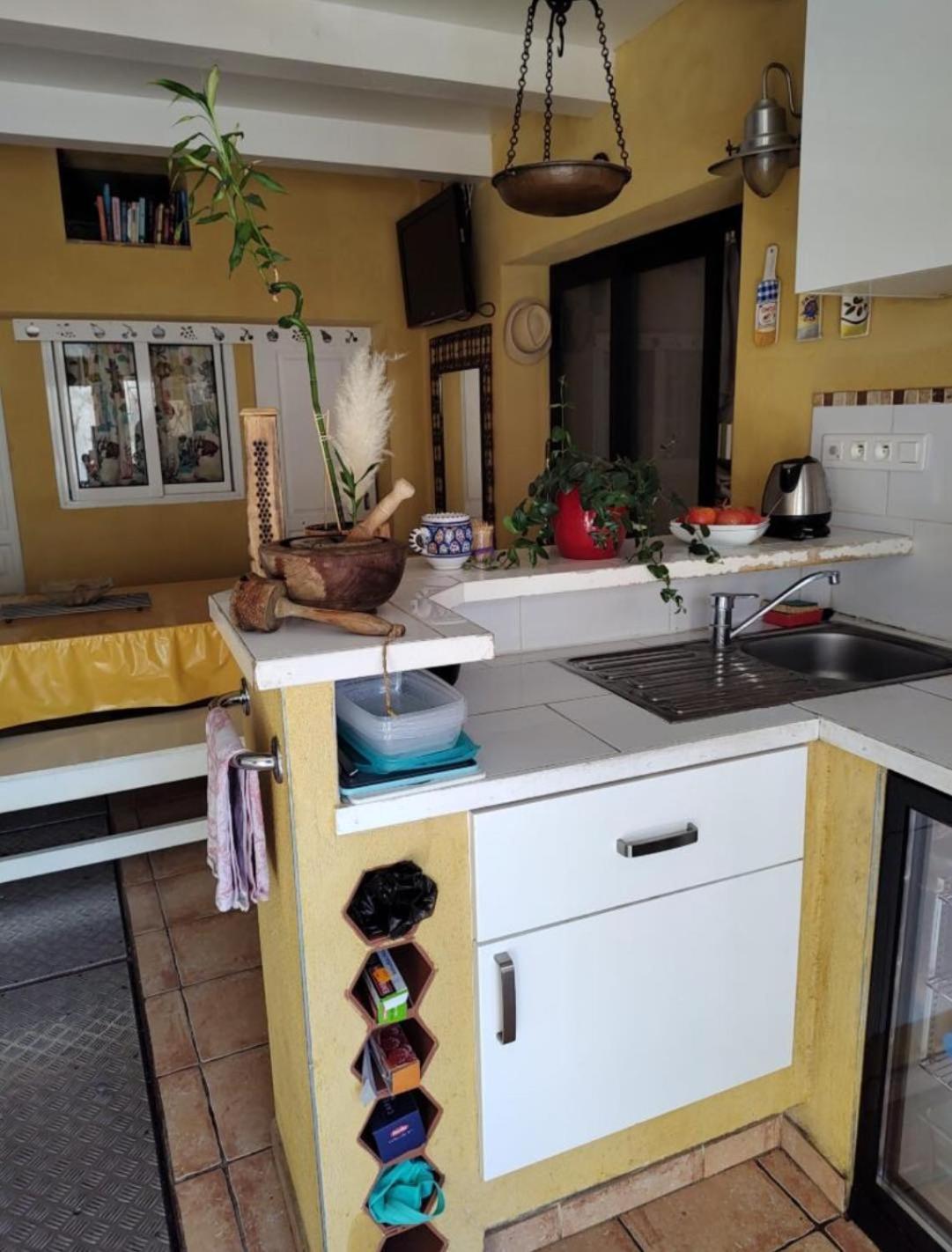Dorm Hostel Camp Backpackers Marseille Ngoại thất bức ảnh